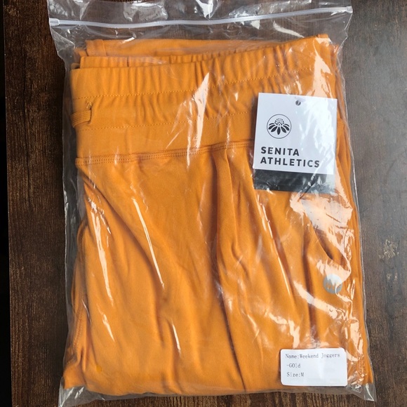 Senita Athletics Weekend Jogger - gold - Picture 5 of 10